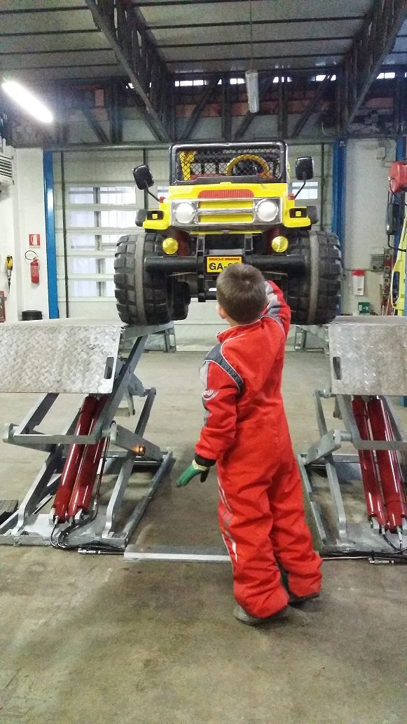 La passione di famiglia per i motori, fin da piccoli